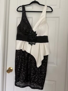 New York dresses Black and White Sequin One-Shoulder Peplum Dress